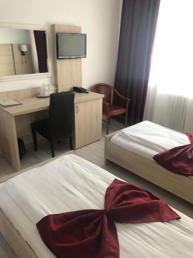 Hotel Bulevard Prestige Slatina  Dış mekan fotoğraf